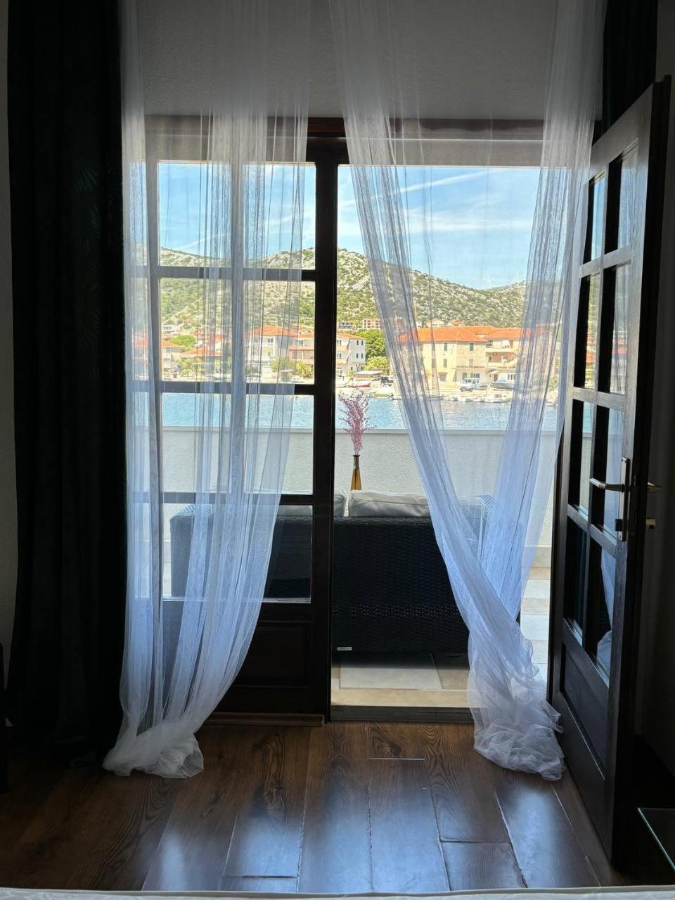 Villa Samac سيغيت فغانييتْسا المظهر الخارجي الصورة